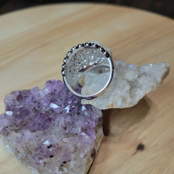 Lia Sophia Cobblestone Ring - Picture 4 of 6